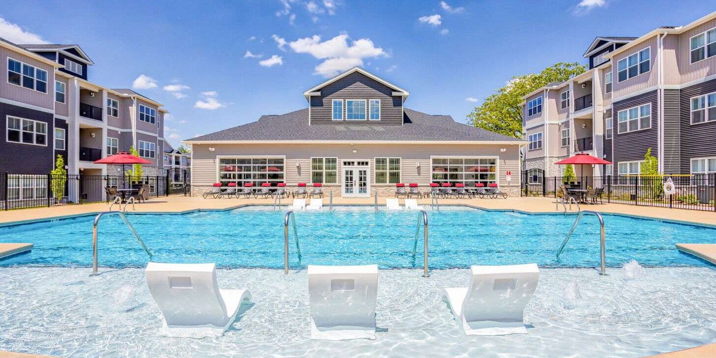 Corporate apartment community in North Carolina with swimming pool and fitness center. Corporate apartment community in North Carolina with swimming pool and fitness center.